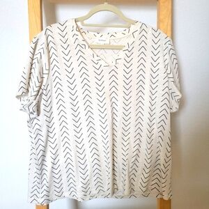 Bohme cream TShirt with black Chevron print